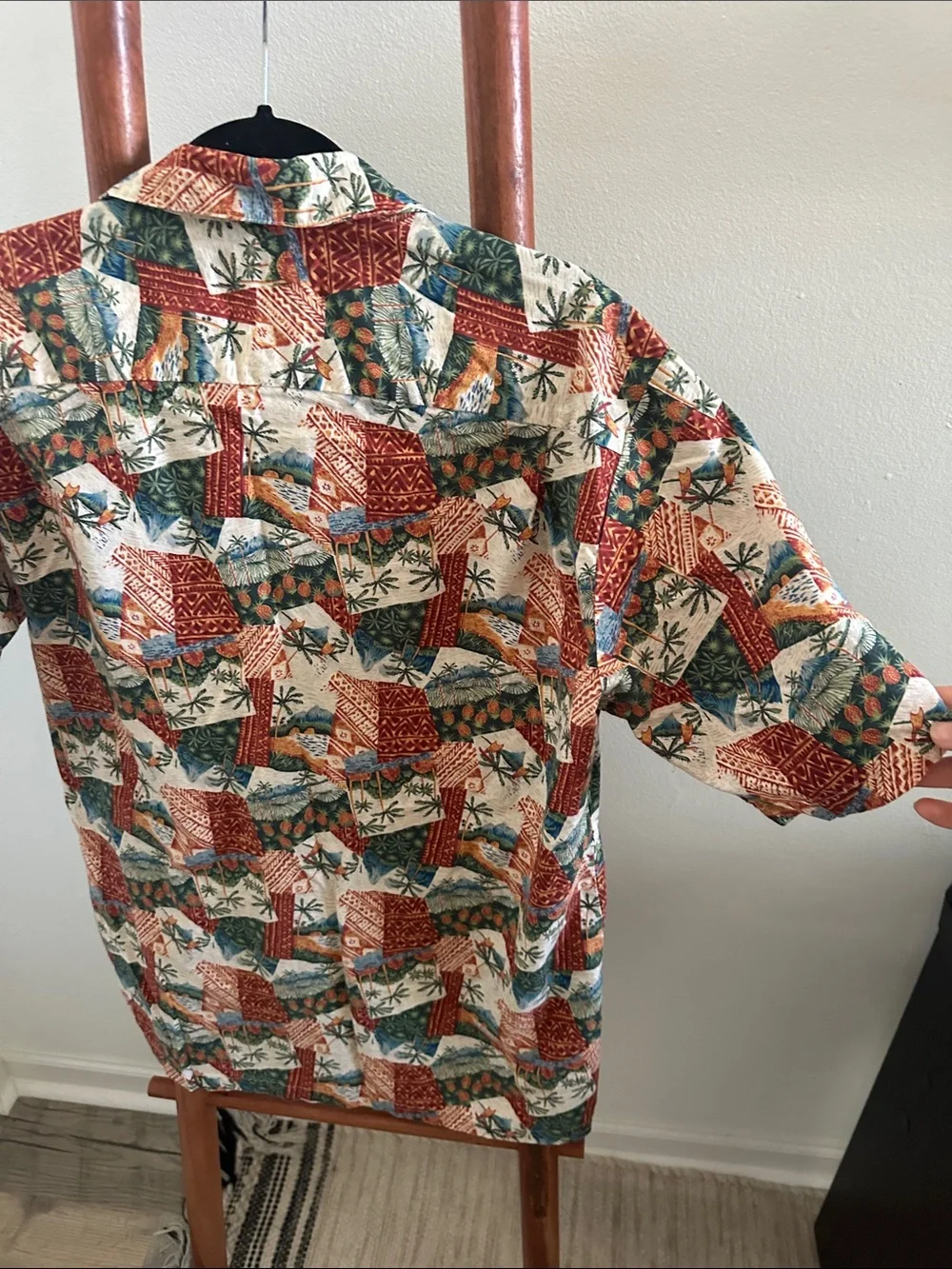 Vintage Hawaiian shirt